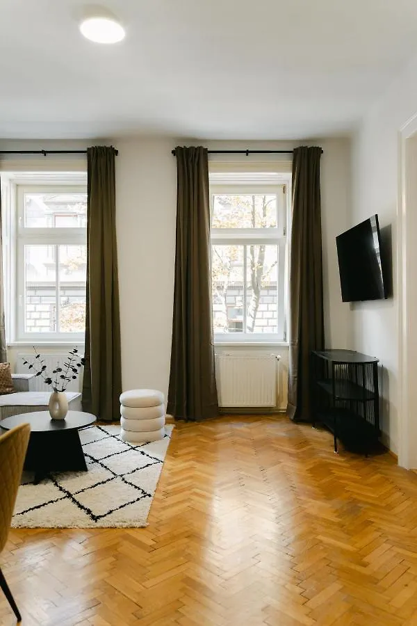 Apartment Cozy Apt Perfect For 4-6 Tv Metro Self-Checkin Vienna