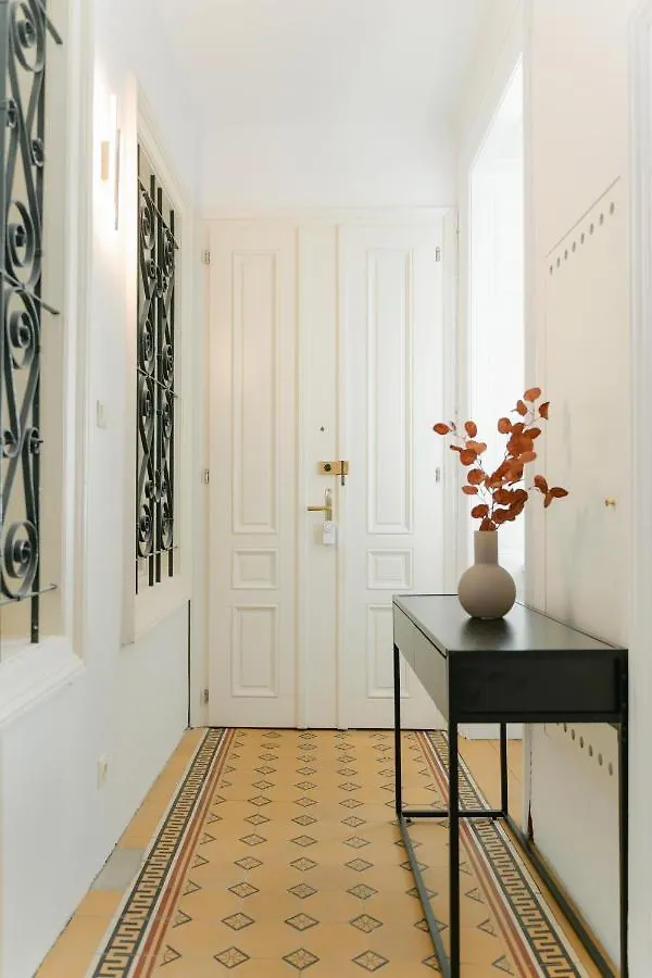 Apartment Cozy Apt Perfect For 4-6 Tv Metro Self-Checkin Vienna