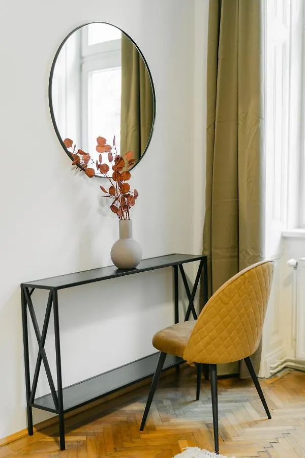 Cozy Apt Perfect For 4-6 Tv Metro Self-Checkin Vienna