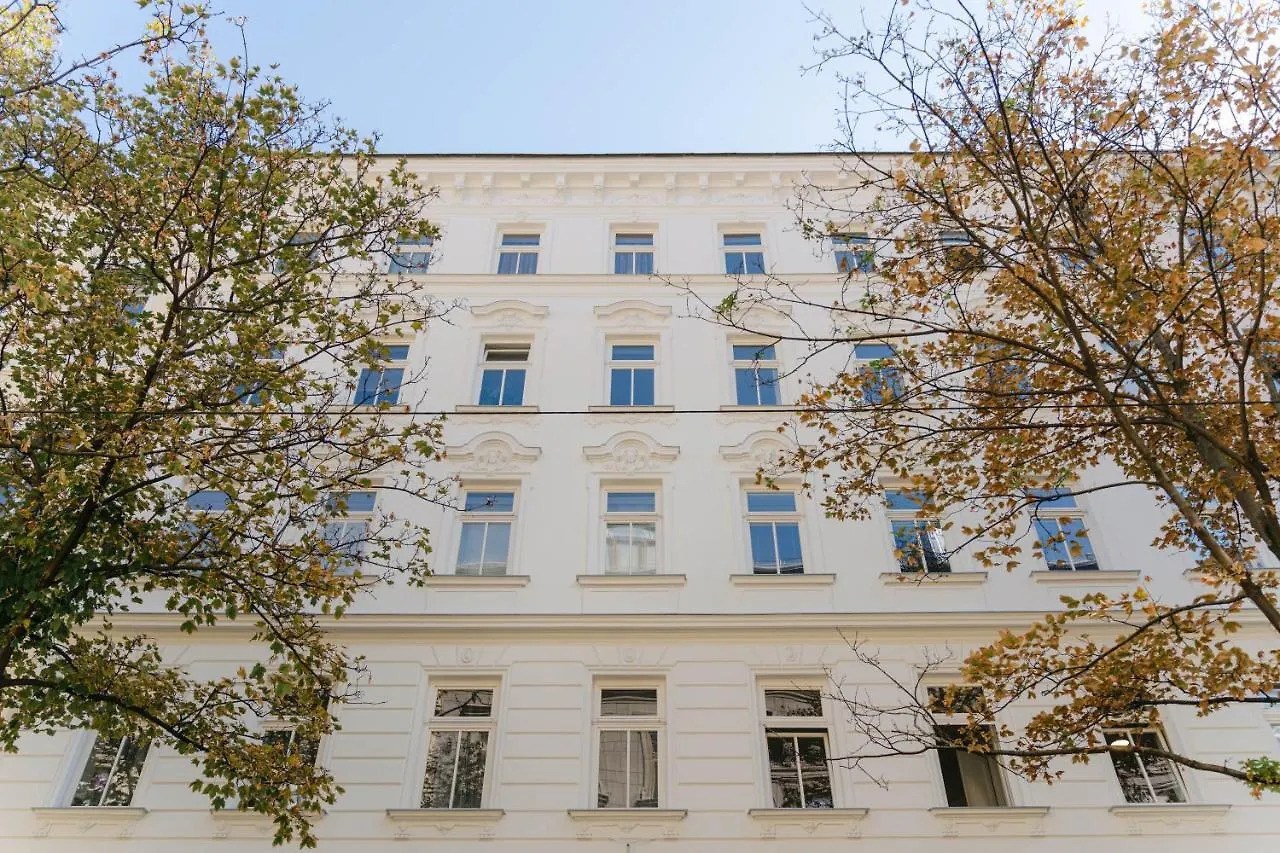 Cozy Apt Perfect For 4-6 Tv Metro Self-Checkin Vienna 0*,  Austria