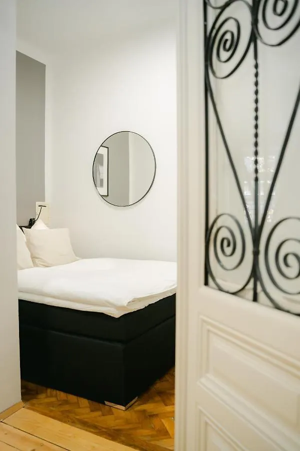 Cozy Apt Perfect For 4-6 Tv Metro Self-Checkin Vienna Austria